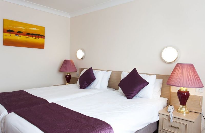 Heathlands Hotel