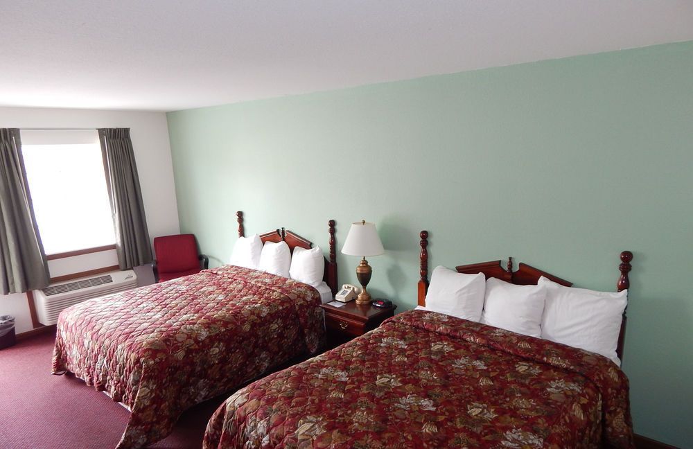 Carriage House Inn