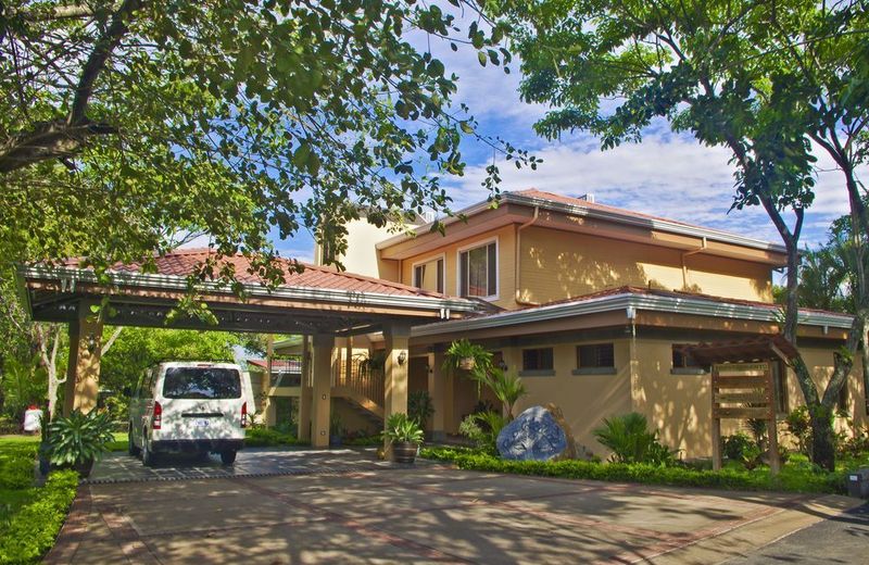 Hotel Robledal