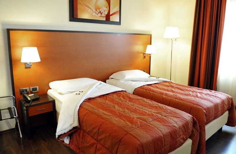 Gullo Hotel