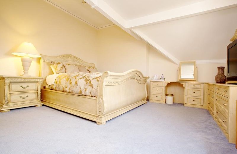 SHEEPY LODGE