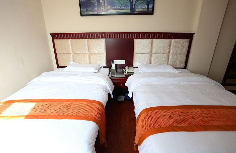 Dongzhi Hotel