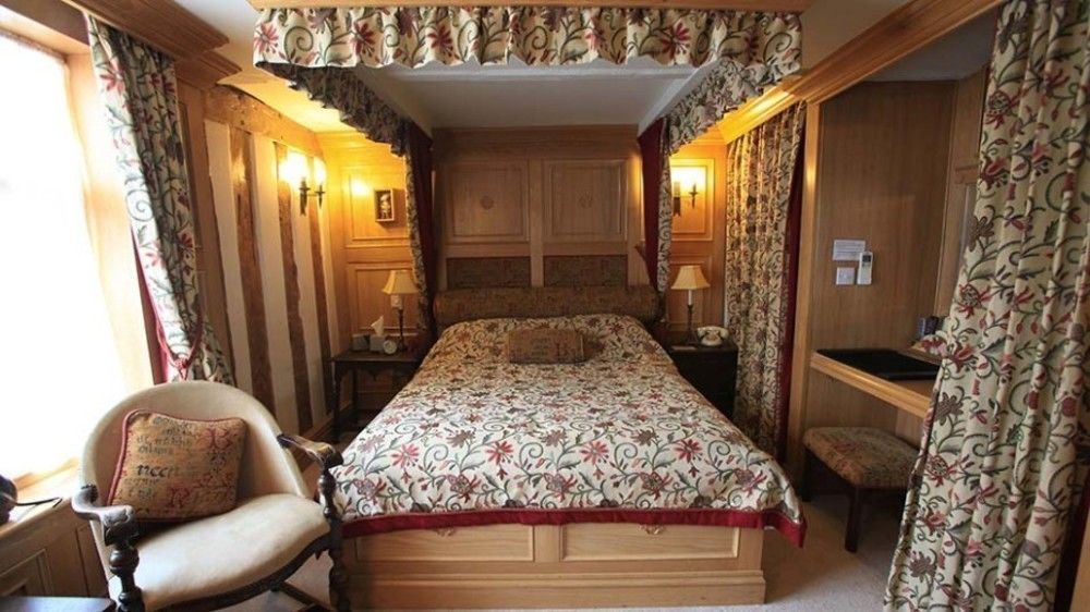 Evesham Hotel