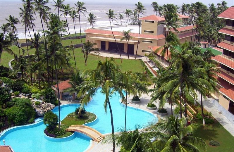 The Retreat Hotel & Convention Centre