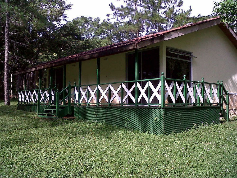 Outdoor Pictures 1