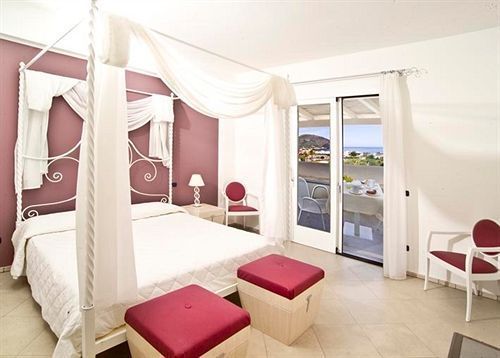 Hotel Mea - Aeolian Charme