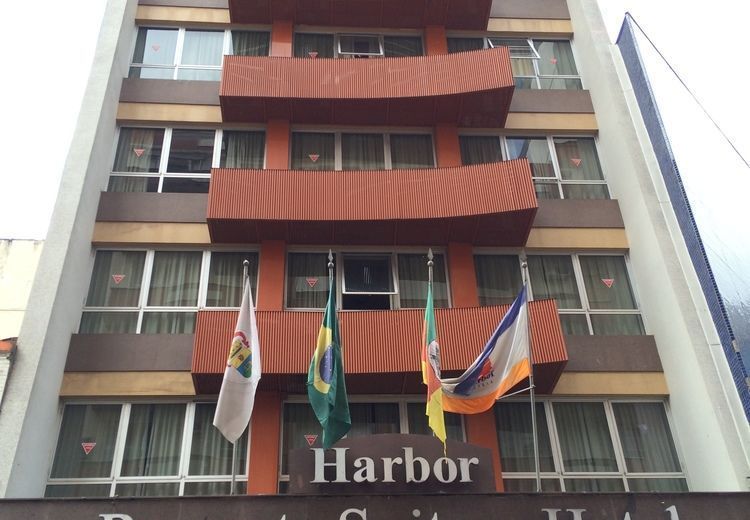 HARBOR REGENT SUITES
