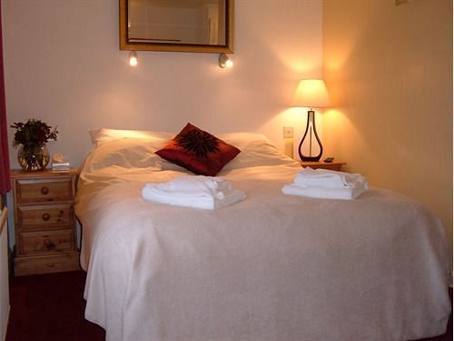 The Wheatsheaf Inn