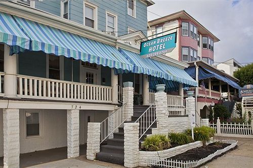 Ocean Breeze Hotel