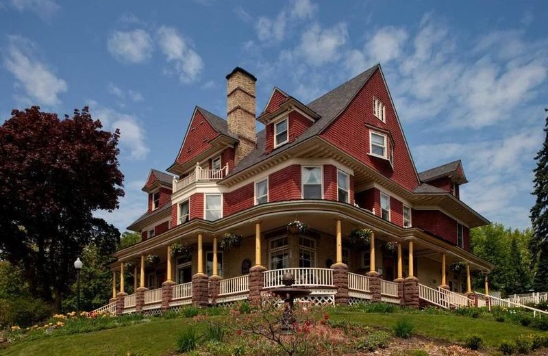 Old Rittenhouse Inn