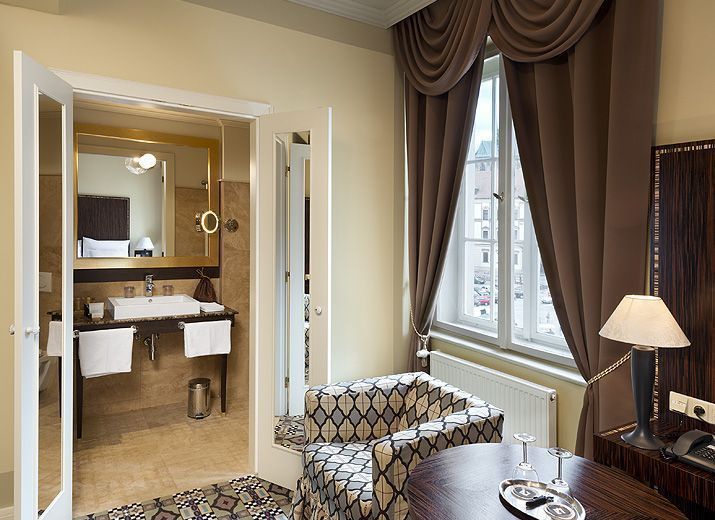 Grandezza Hotel Luxury Palace