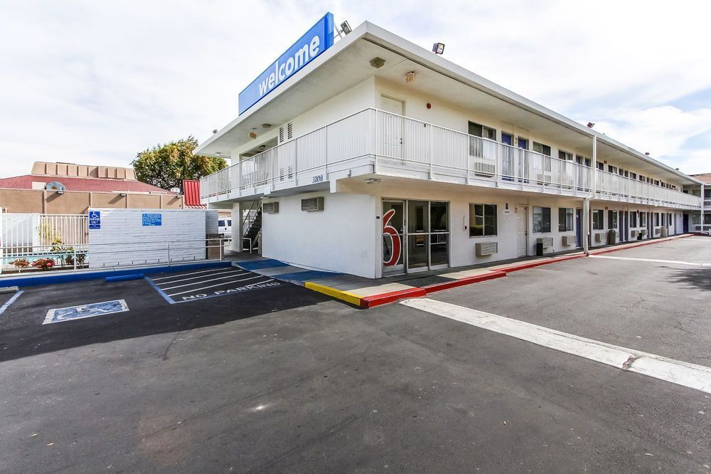 Motel 6-Santa Clara, CA