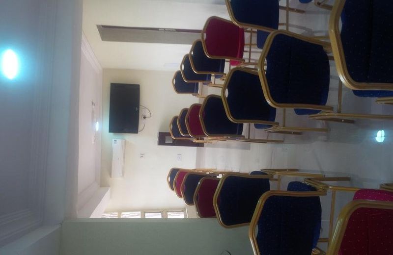 Green Royal Suites Annex