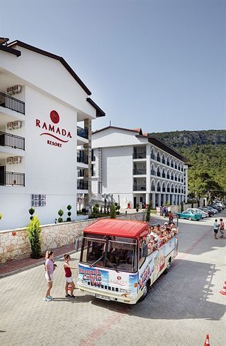 Ramada Resort by Wyndham Akbuk - All Inclusive