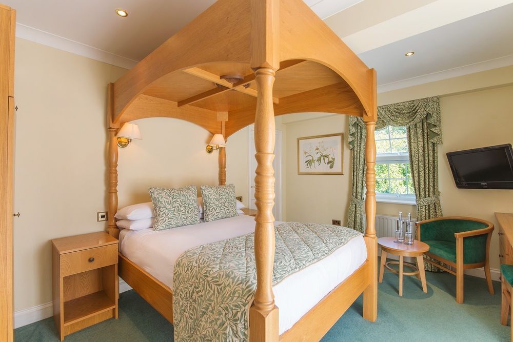 Moorhill House Bed & Breakfast