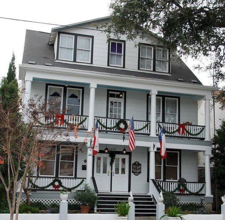 Lost Bayou Guesthouse