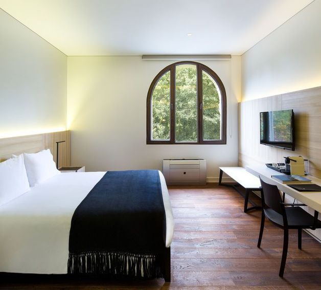 hotel-image