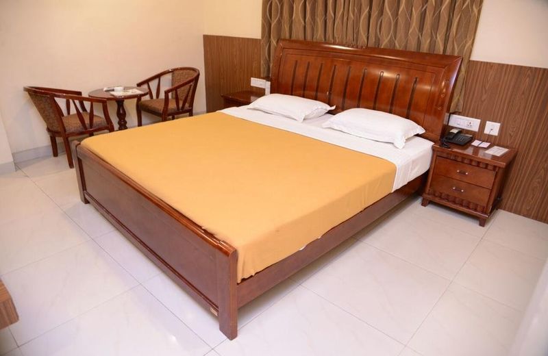 Hotel Aarti International
