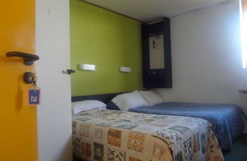 Rev'Hotel