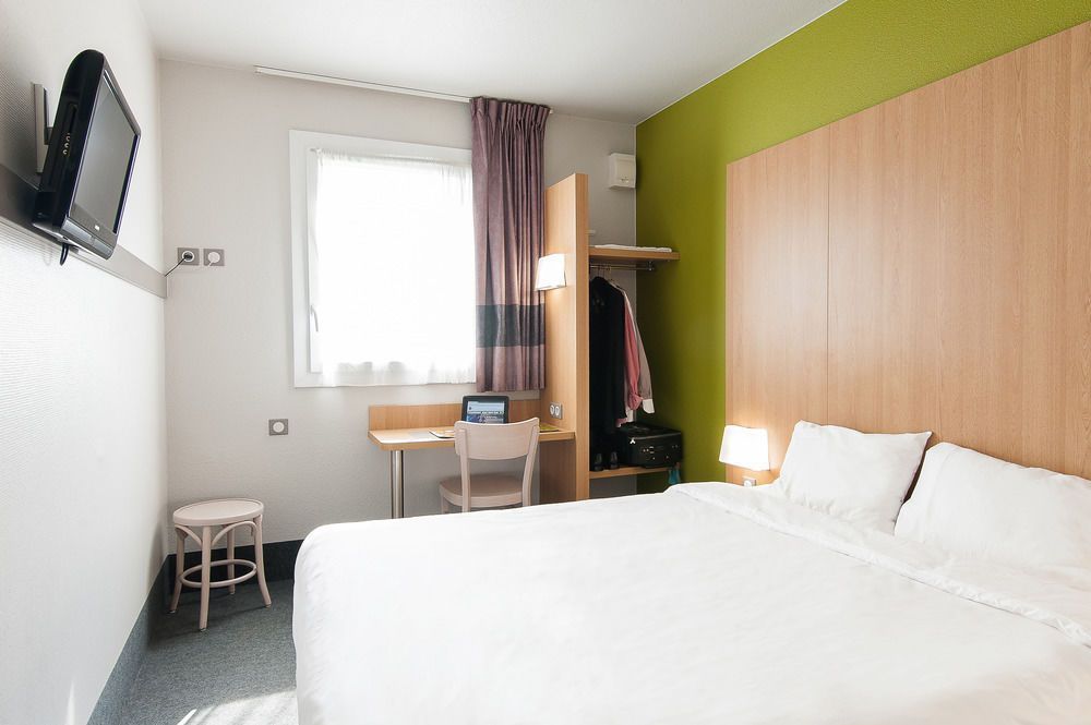 B&B HOTEL Bordeaux Lac sur Bruges