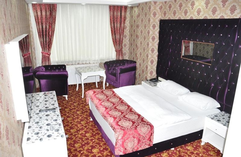 Mus Mir Hotel Saray