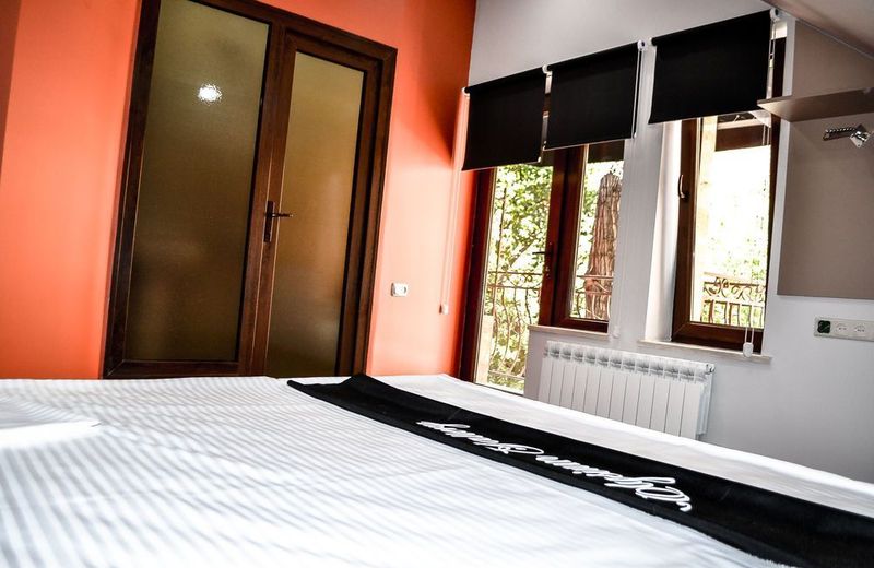Elysium Gallery Hotel