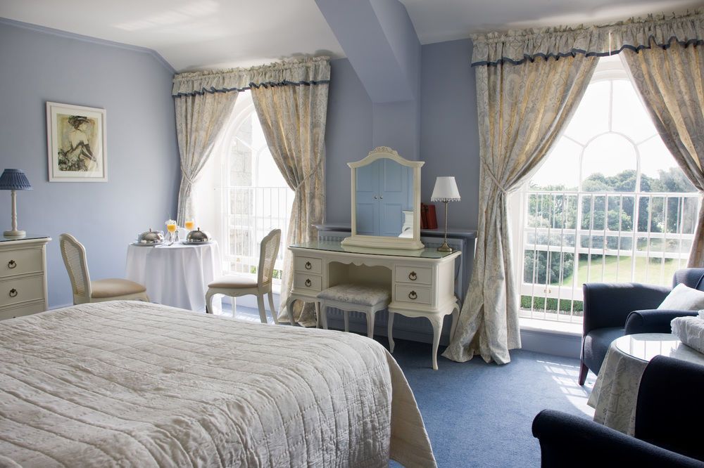 The Royal Hotel