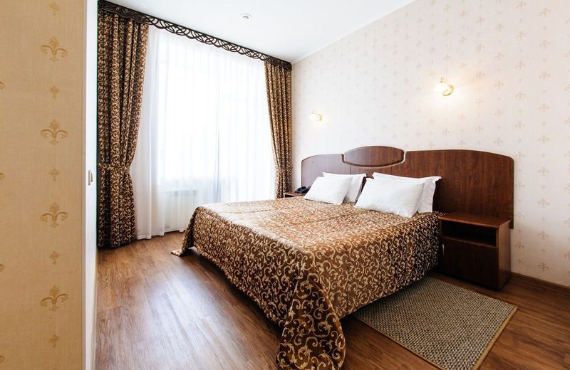 Almaz Hotel