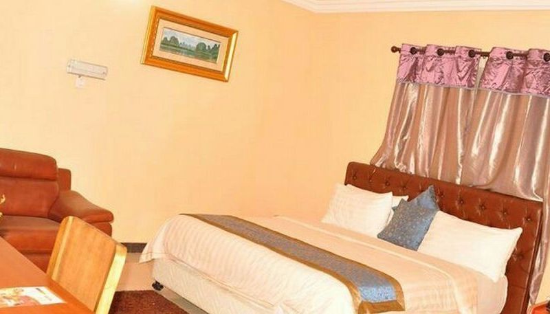 Home Inn Hotels and Suites