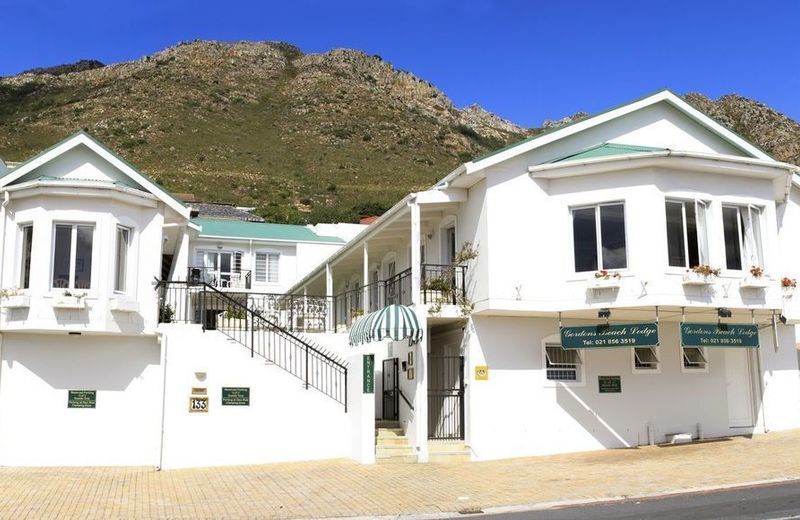 Gordon's Beach Lodge