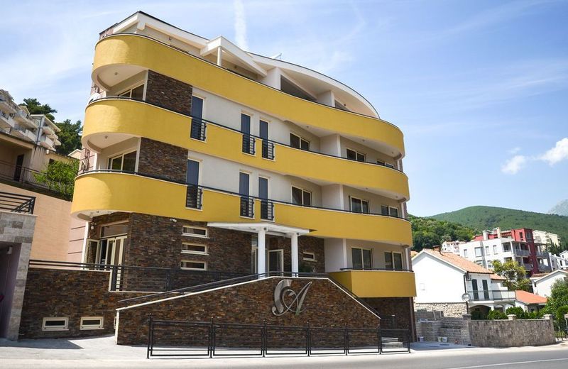 Hotel Atina