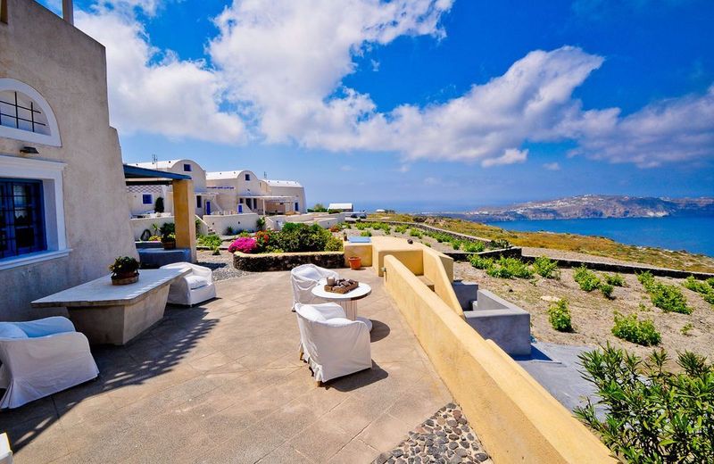 Aegagros Caldera Houses
