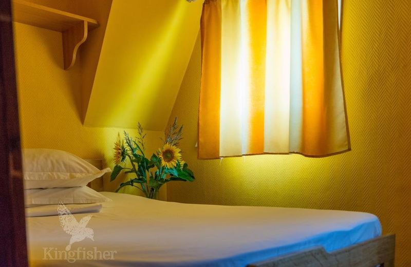Hotel Plutitor Kingfisher