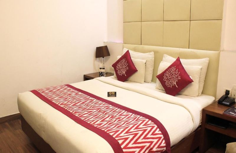 OYO 1574 Hotel Imperial Palace