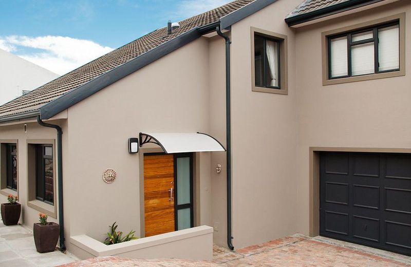 Somersby Guest House