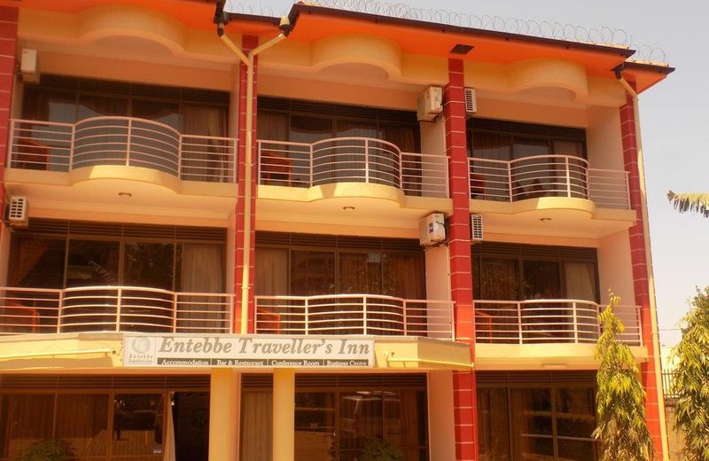 Entebbe Travelle'rs Inn