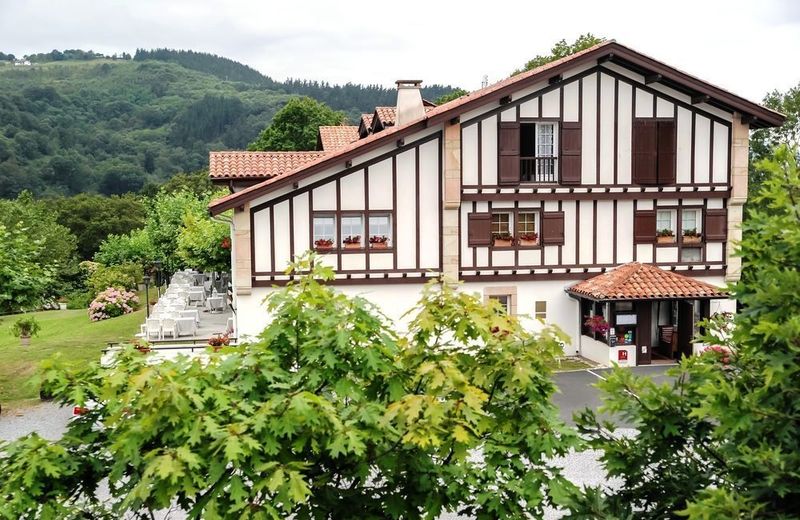 Les Jardins de Bakea