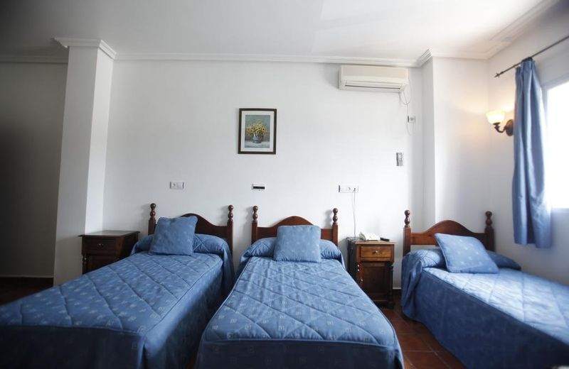 Hotel Leo