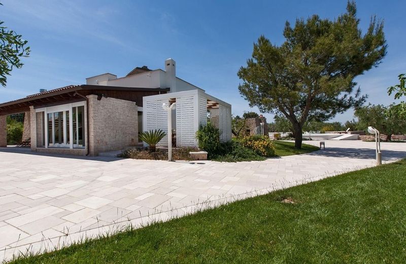 Villa Palmira by BarbarHouse