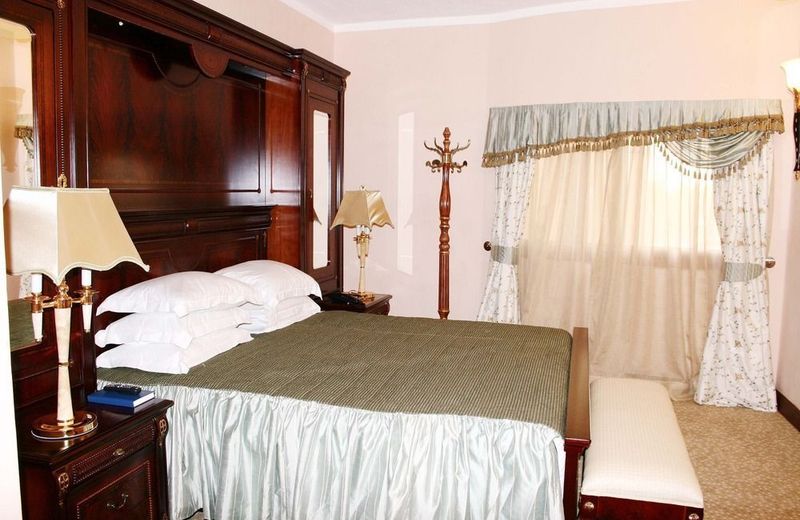 Imperial Royale Hotel