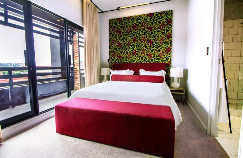 Hallmark Hotel by BON Hotels