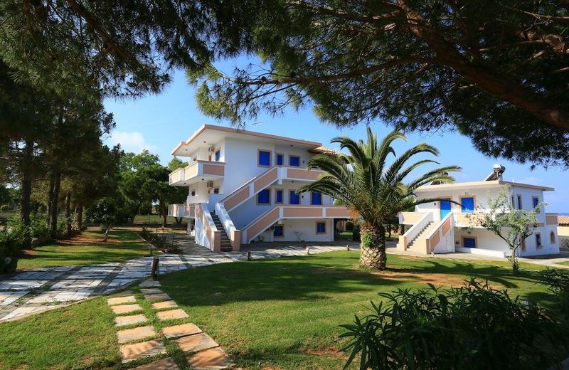 Mesogeios Hotel