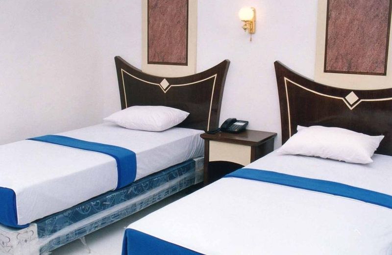 Hotel Crown