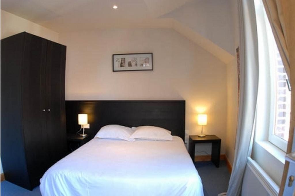 Mayrena Hotel