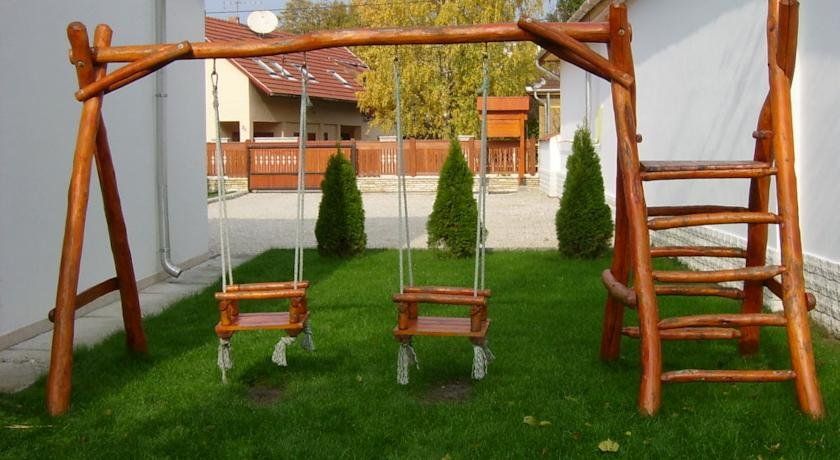 Outdoor Pictures 18