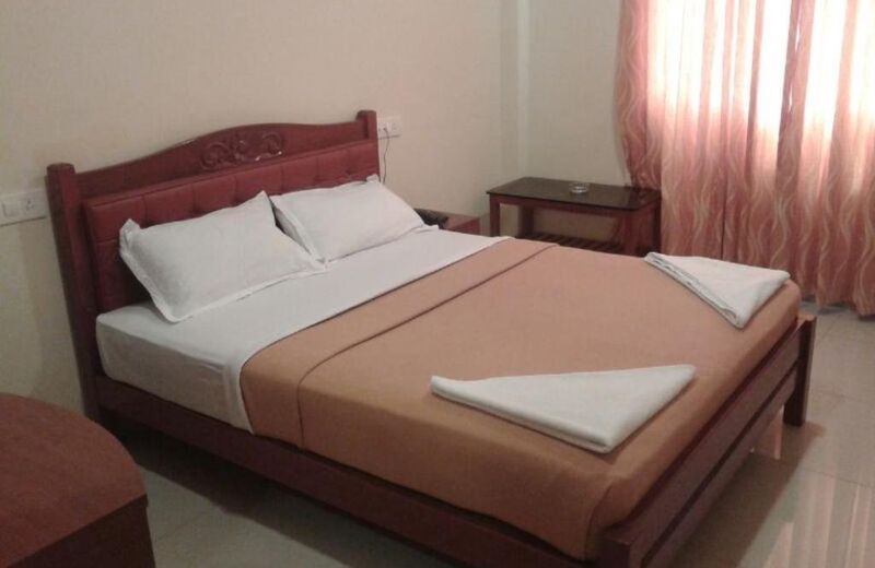 PP Residency by OYO Rooms