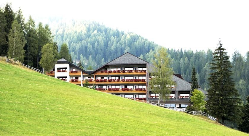 Outdoor Pictures 10