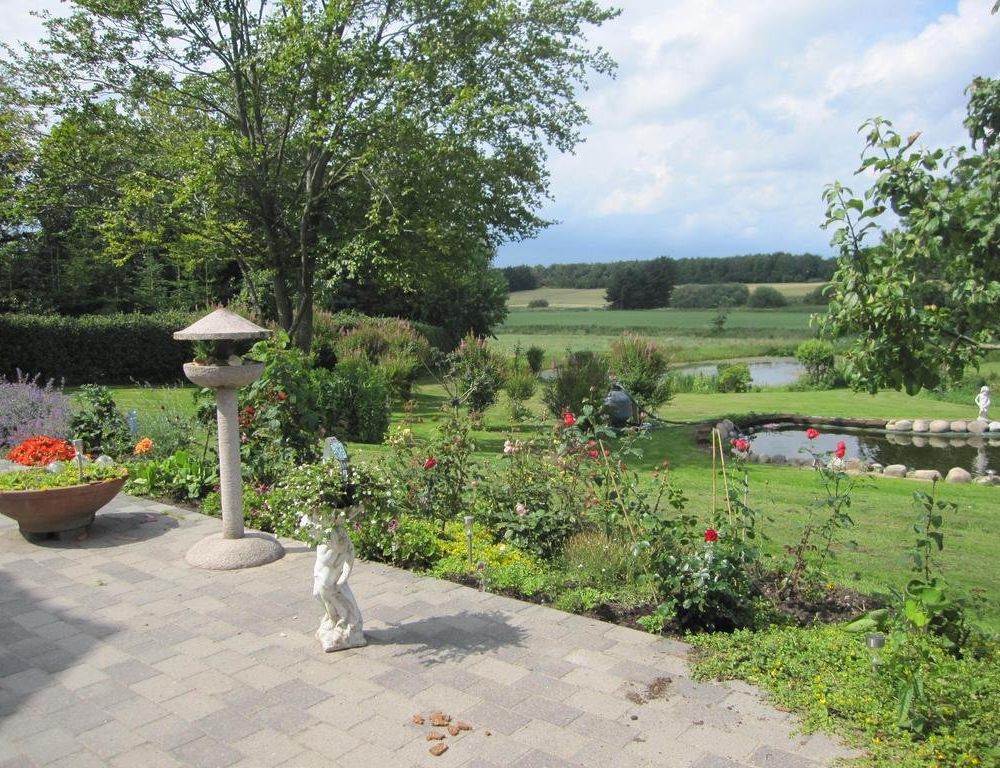 Outdoor Pictures 18
