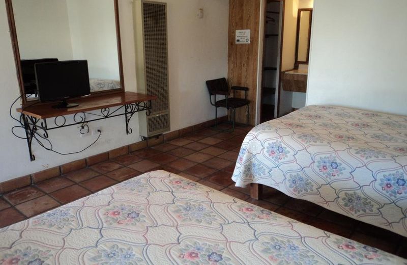Hotel Cascada Inn