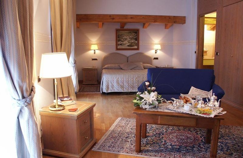 Paradise Hotel & Wellness
